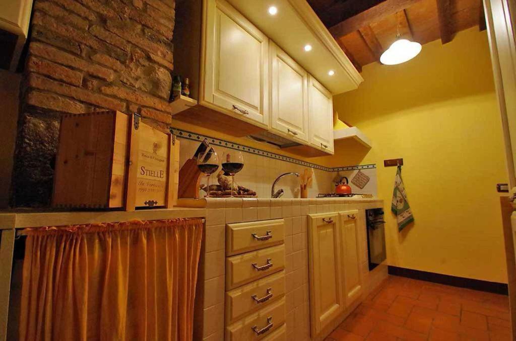 Cottage Le Ginestre Con Piscina In Val D'Orcia Radicofani Dış mekan fotoğraf